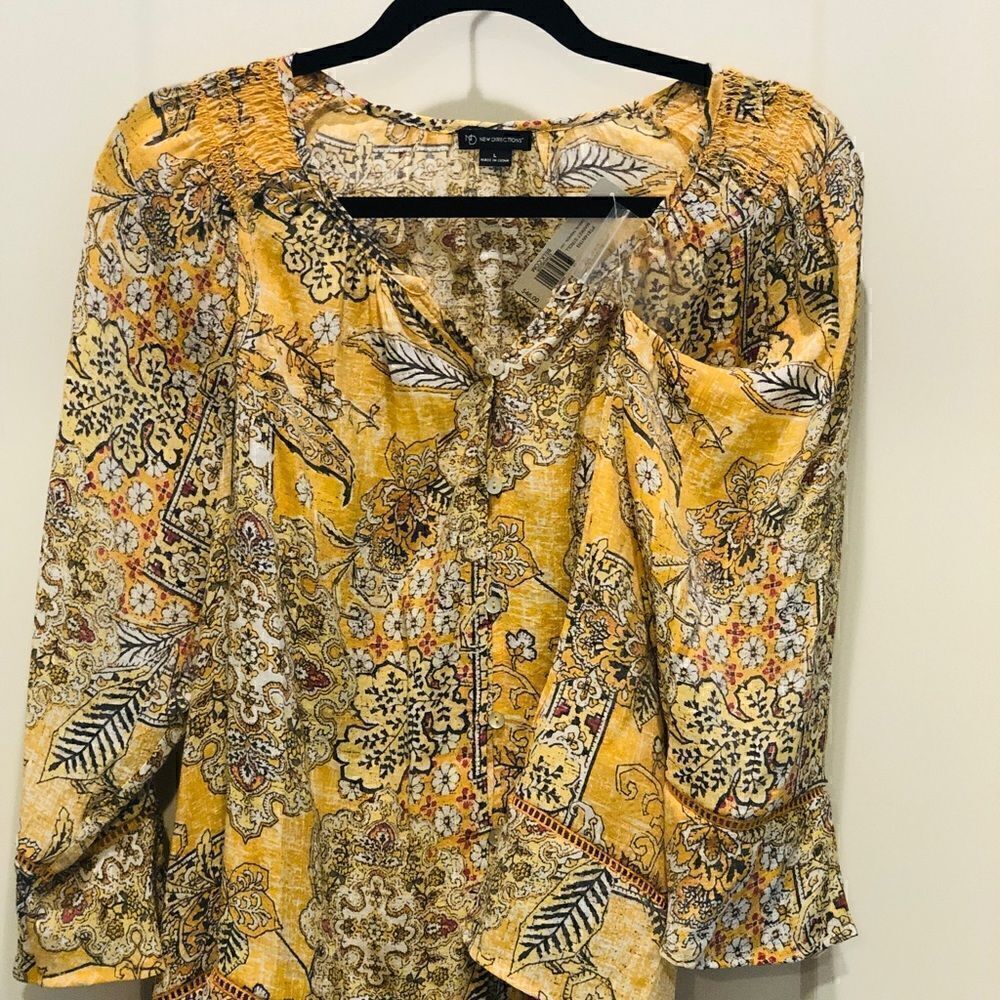 Women’s New Directions L Blouse